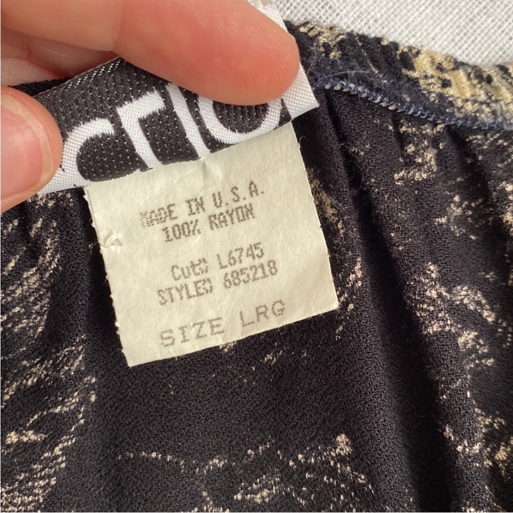 Clio Black and Cream Floral Maxi Skirt - Picture 7 of 11